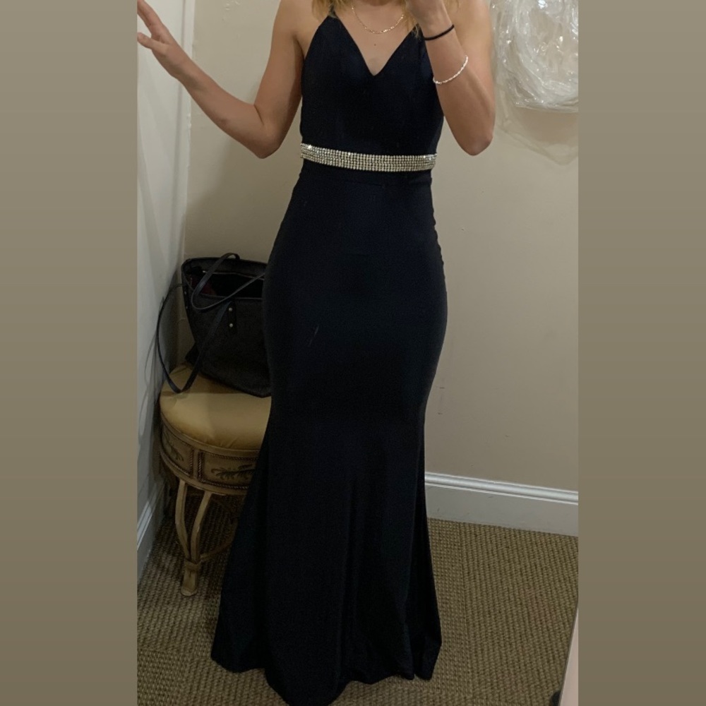 Ainacouture. Size 0/2. Black with silver stones.
